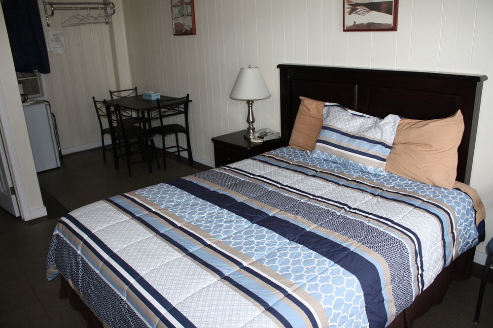 Sunny Beach Motel Penticton Exterior photo