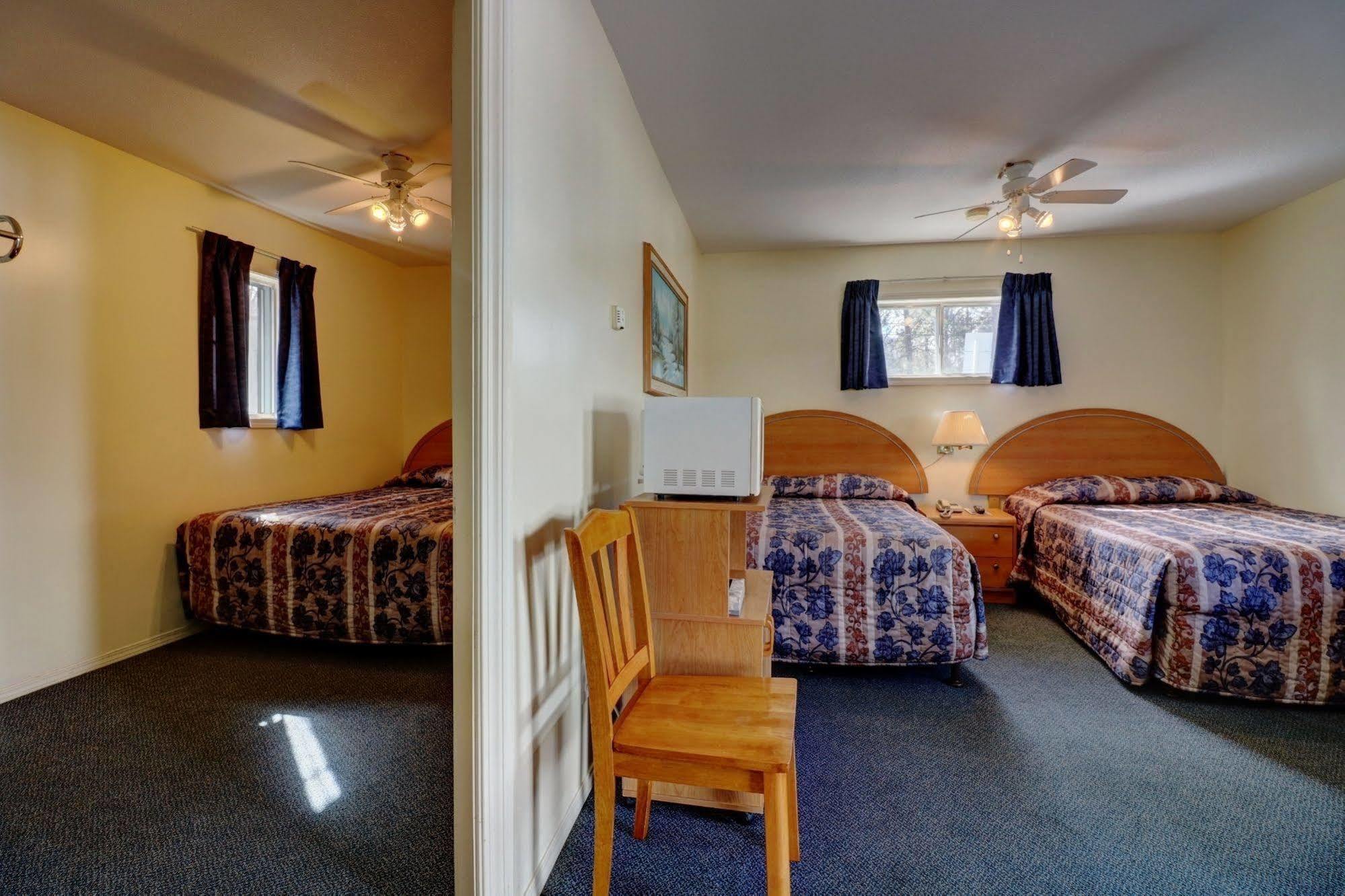 Sunny Beach Motel Penticton Exterior photo